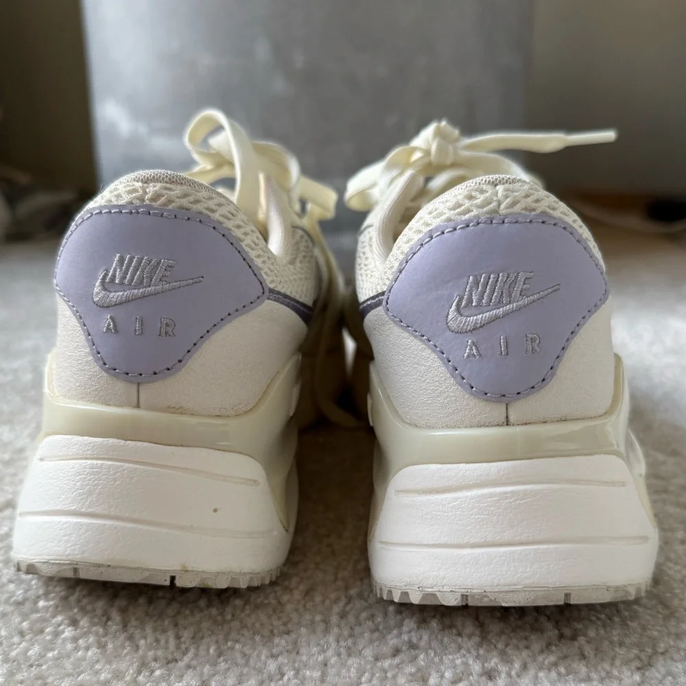 Women's Nike Air Max SYSTM Cream and Purple Sneakers SIZE 8 - Picture 5 of 11